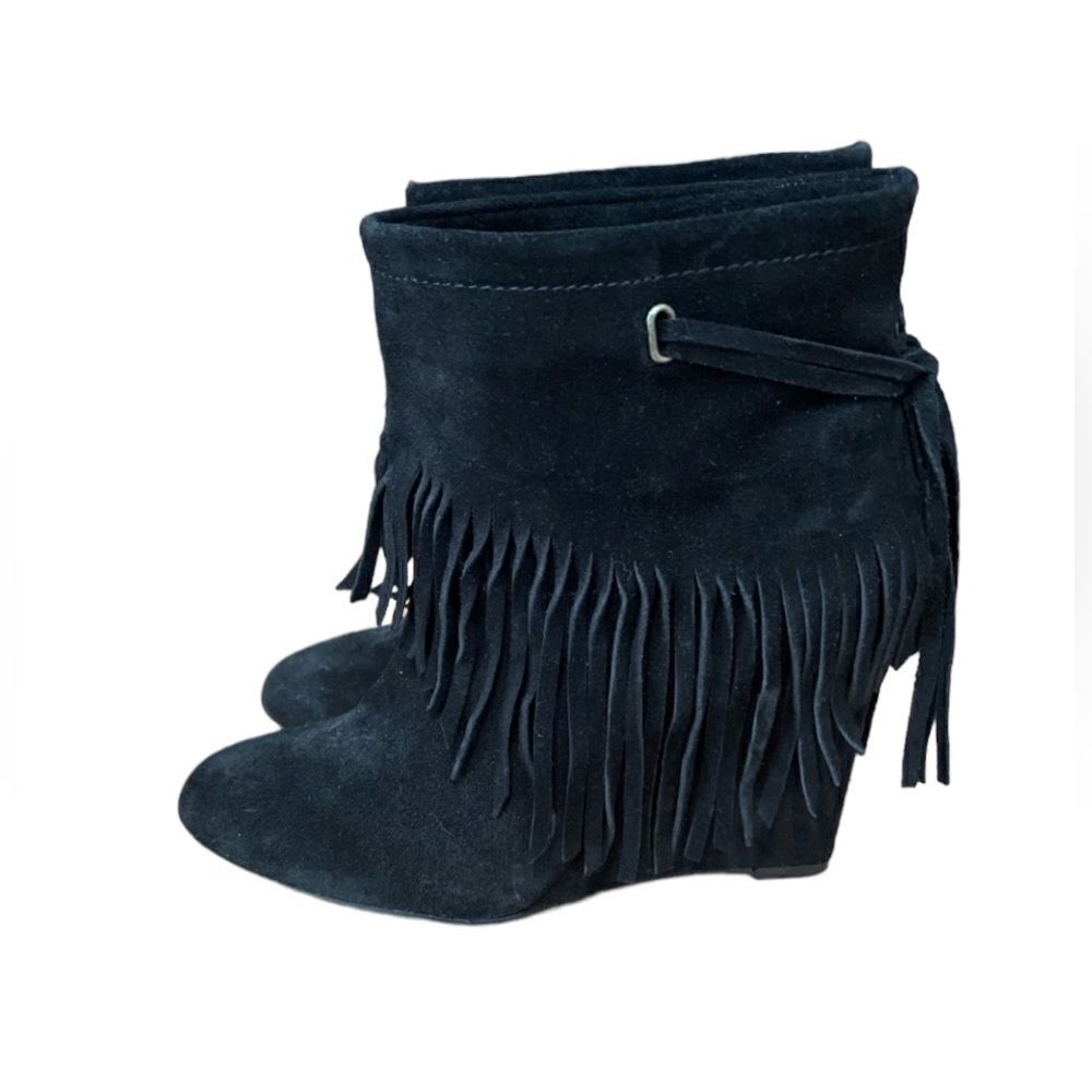 Nine West wedge tassel bootie